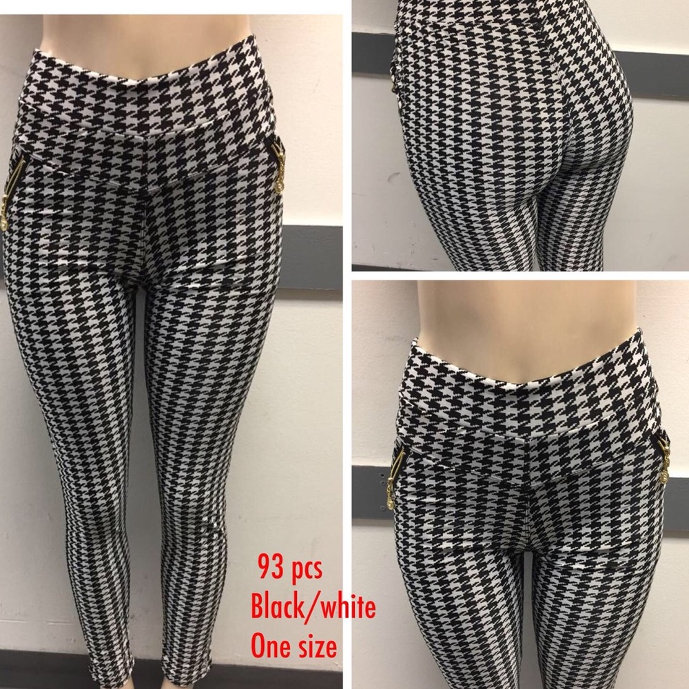 Black/white Houthstooth leggings